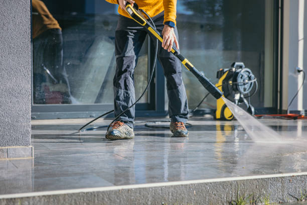Post-Construction Pressure Washing in Colwich, KS